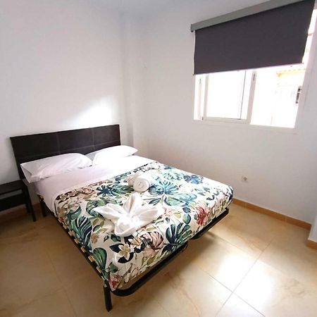 Apartamentos Larios マラガ エクステリア 写真